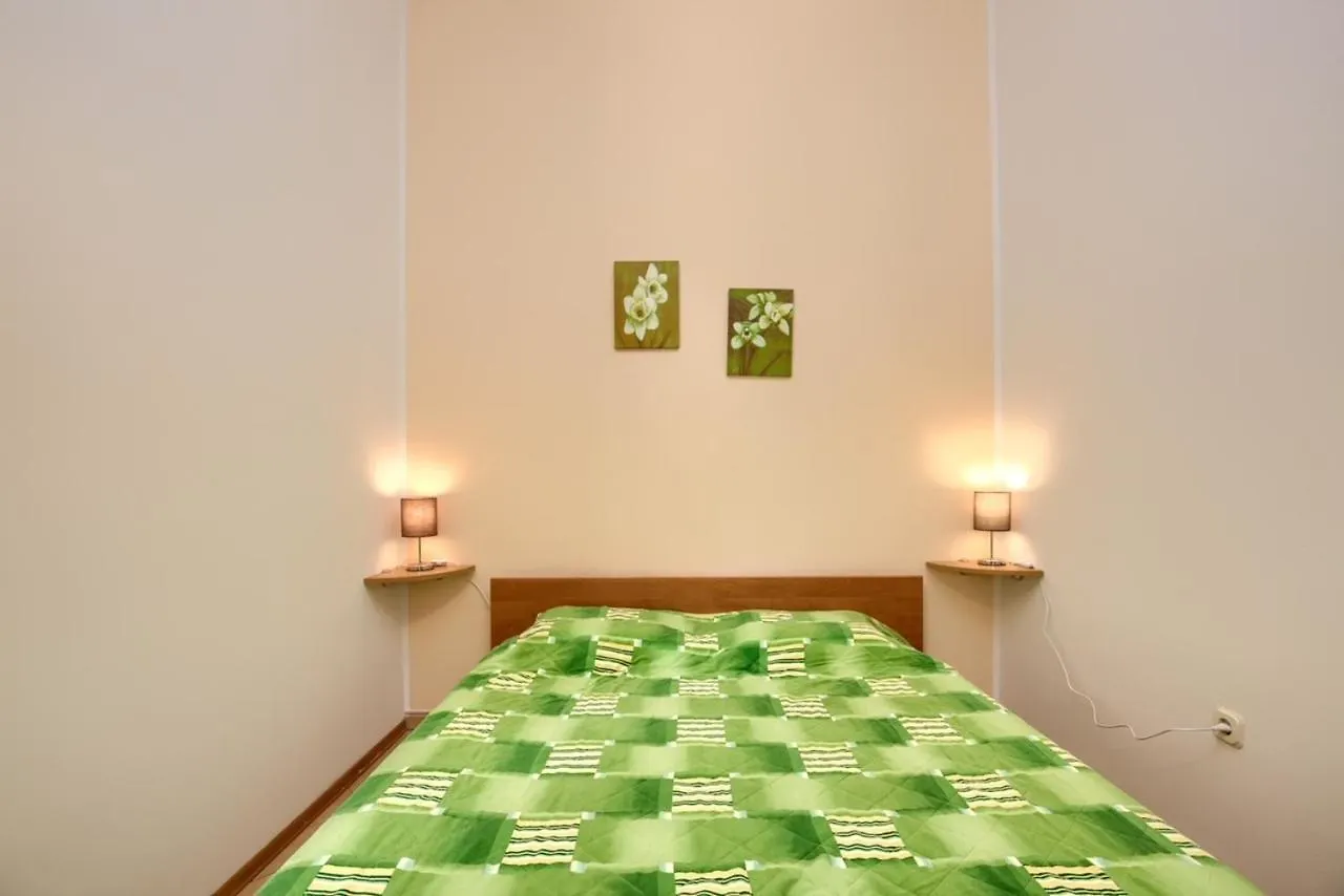 Apartment Nikola Vinkuran Croatia