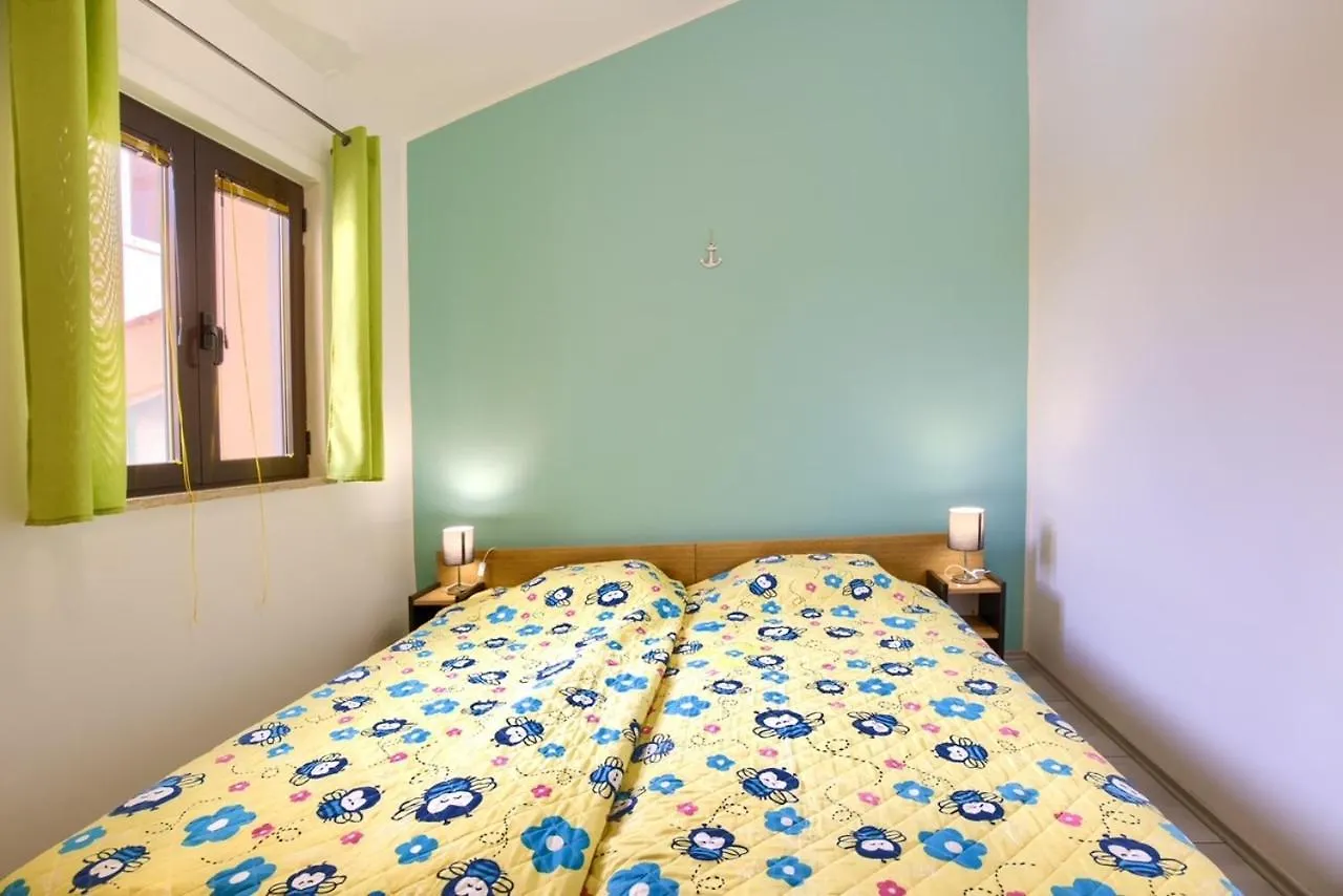 Apartment Nikola Vinkuran Croatia